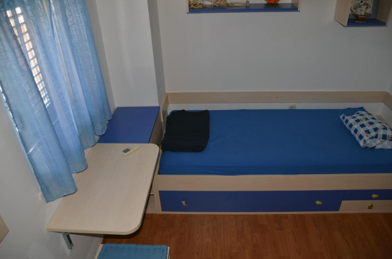 Apartman Ananda Bol - 2 Bedrooms, 7 Beds Zewnętrze zdjęcie